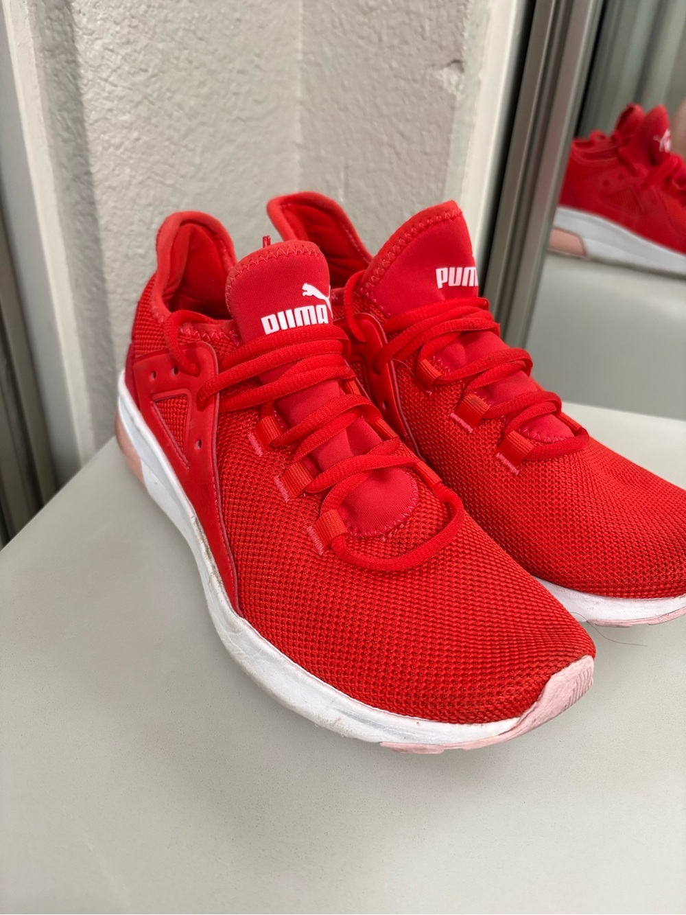 Puma women’s ' Bright Red Lightweight Sneakers